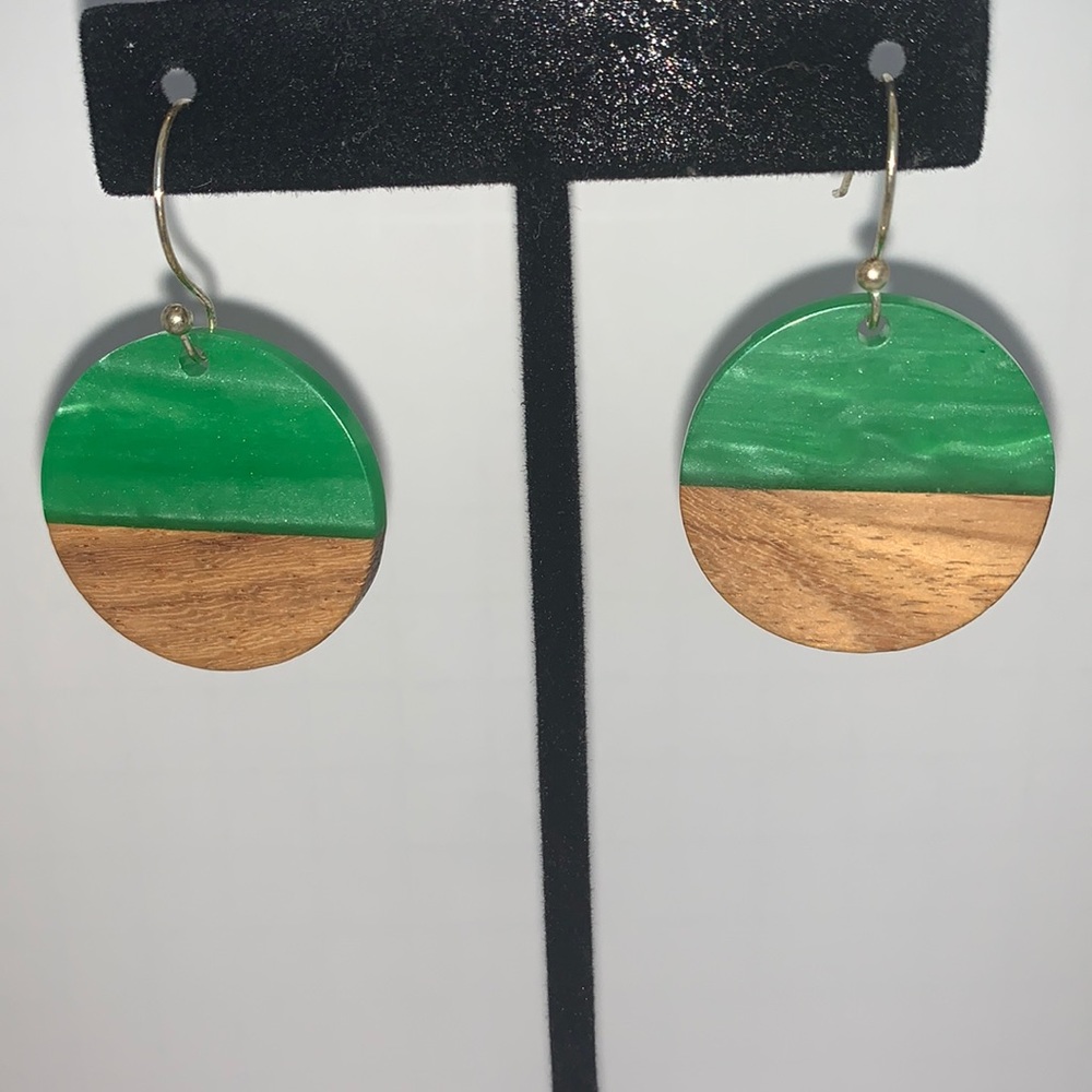 Wood Grain Green Resin Round Earrings